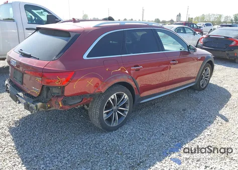 2017 Audi A4 Allroad 2.0T Premium z USA, uszkodzony, nr VIN WA19NAF47HA116465